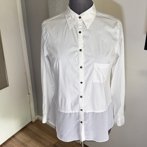 DG2 by Diane Gilman Tops - 5/$15 - DG2 Diane Gilman white button-up blouse